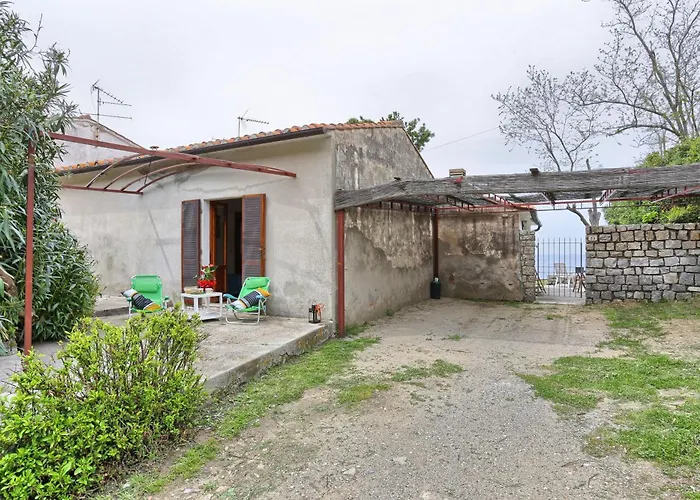 Semesterbostad Casa La Capraia Zanca